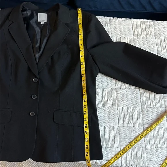 Halogen cropped three button black blazer jacket - Picture 5 of 10